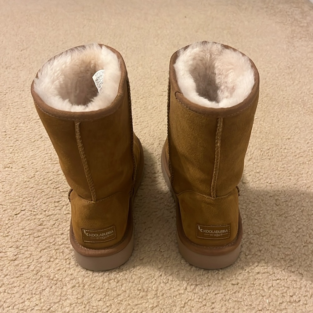 Koolaburra by UGG 1017090 Classic Boots - Picture 2 of 5